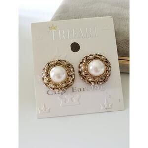 Vintage Trifari Faux Pearl Clip On Earrings